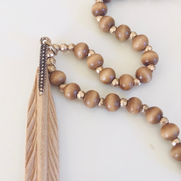 Wooden Bead Pendant Necklace - Picture 7 of 9